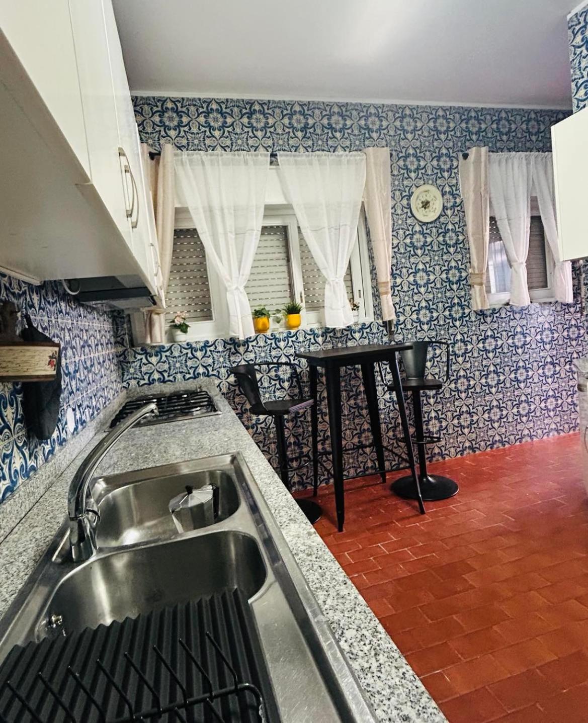 Отель 5Ps House Брага Экстерьер фото
